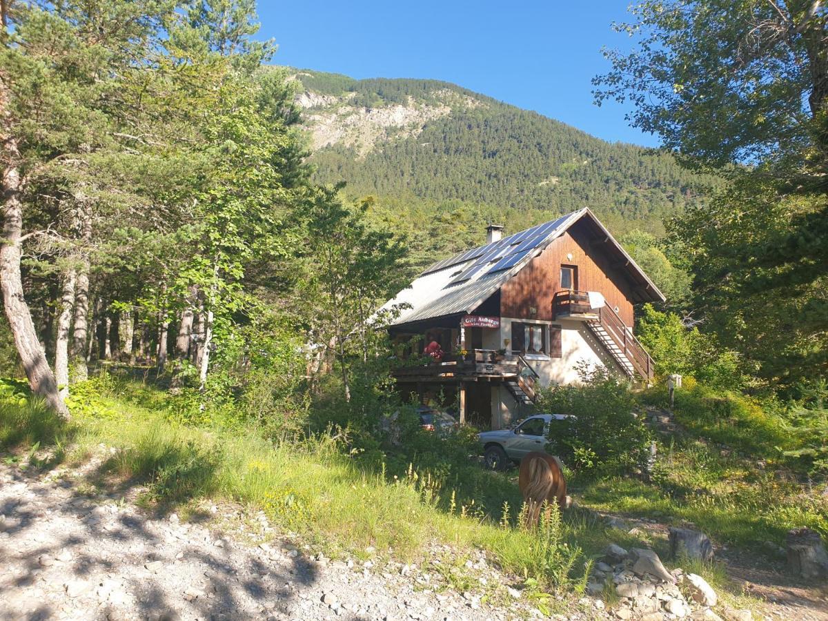 Les Pinees Hotel Chateauroux-les-Alpes Luaran gambar